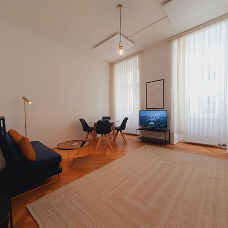 Savoir Vivre Apartments Rosinagasse Виена Екстериор снимка