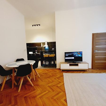 Savoir Vivre Apartments Rosinagasse Виена Екстериор снимка