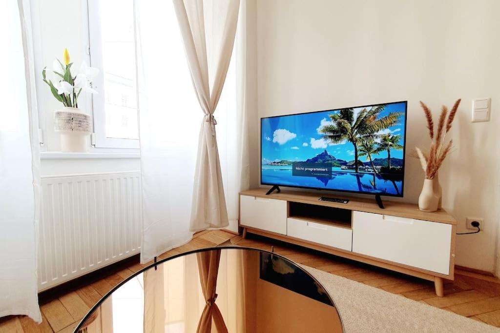 Savoir Vivre Apartments Rosinagasse Виена Екстериор снимка