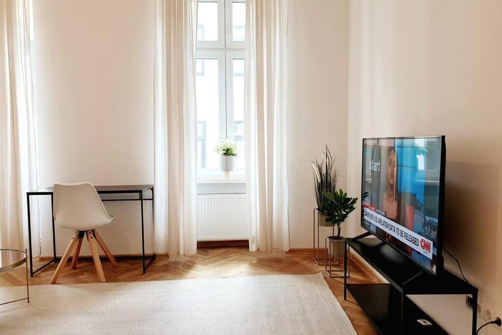 Savoir Vivre Apartments Rosinagasse Виена Екстериор снимка